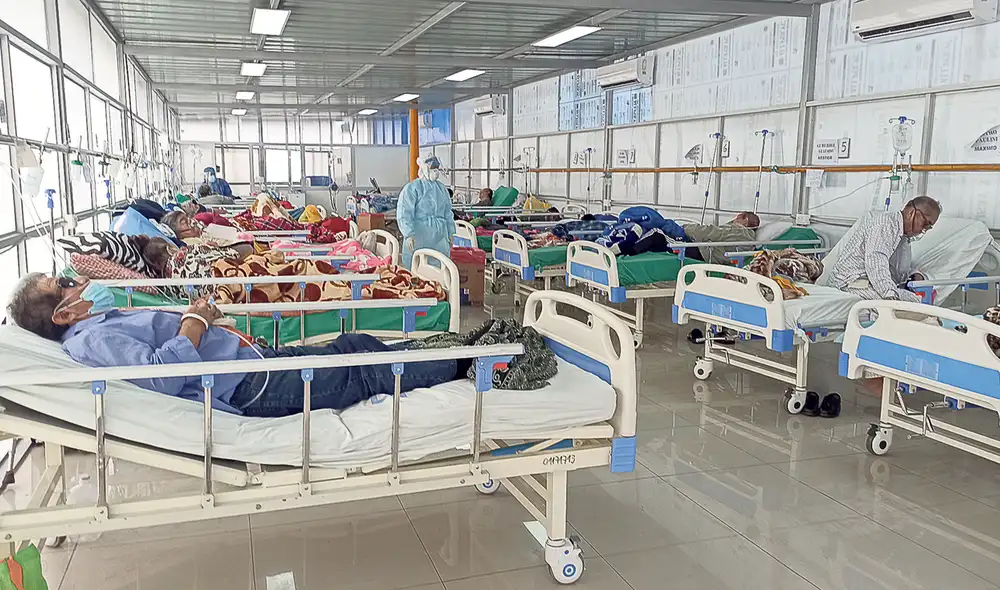 Muy grave. No quedan camas UCI y falta oxígeno. Son las dos causas del aumento de decesos. Foto: difusión Muy grave. No quedan camas UCI y falta oxígeno. Son las dos causas del aumento de decesos. Foto: difusión