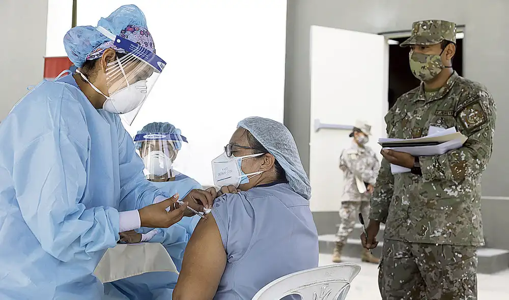 Avances. Proceso de vacunación no se detiene, pese a escándalo de inoculaciones anticipadas. Foto: difusión