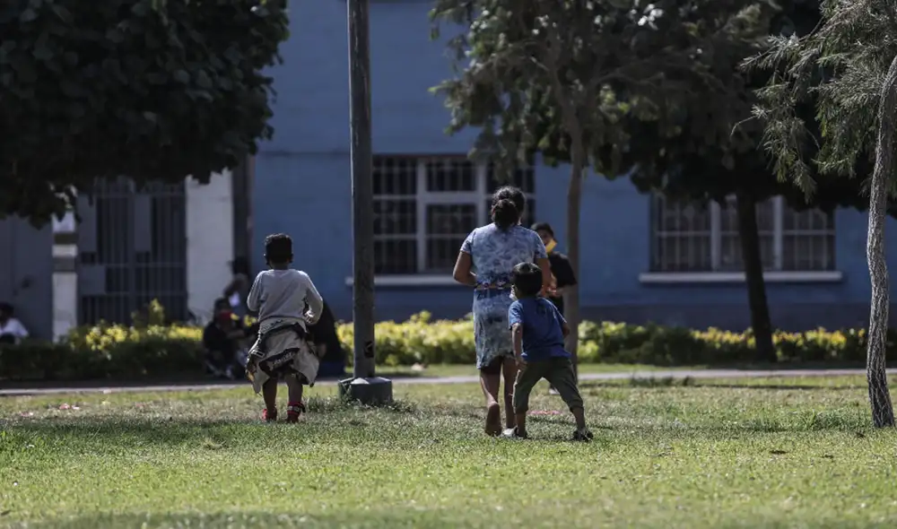 EsSalud pide a la población que no descuide las medidas de bioseguridad en esta segunda ola del virus. Foto: La República