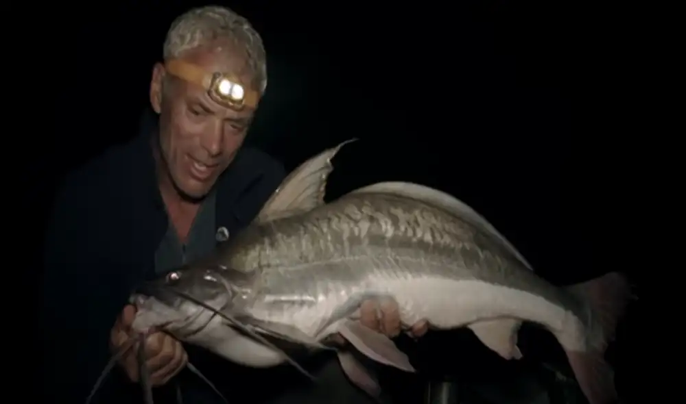 El video ha sido compartido en el canal River Monsters. Foto: captura de YouTube.
