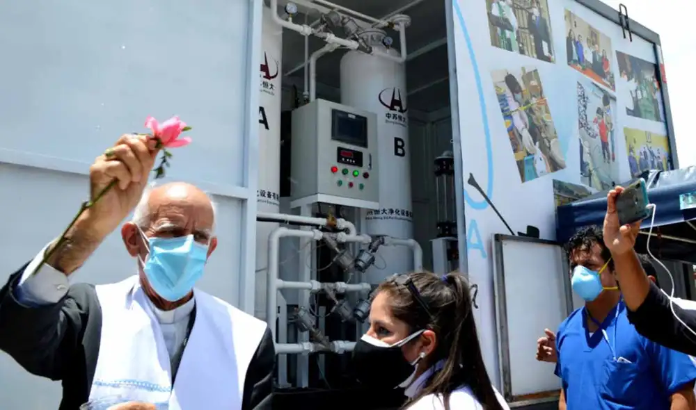 Con esta adquisición se podrá salvar vidas al dotar gratis del vital insumo a pacientes contagiados con la COVID-19. Foto: Andina