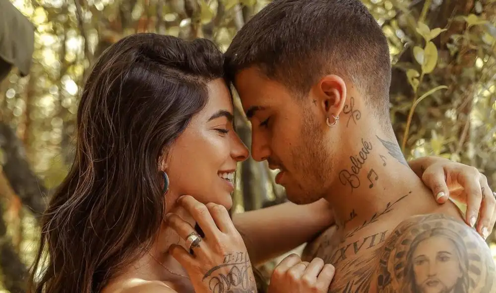 Rodrigo González y Gigi Mitre compartieron detalles sobre la decoración del lugar, la cual destacó por el estilo sencillo y la predominancia de luminaria. Foto: Instagram