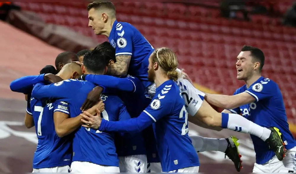 Everton ganó en Anfield tras más de 20 años. Foto: EFE