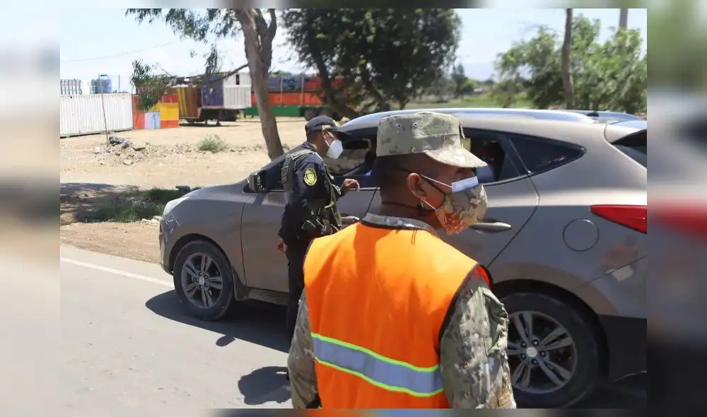 Las restricciones durante los días sábados y domingos varía dependiendo de la región. Foto: La República/Clinton Medina Carhuajulca