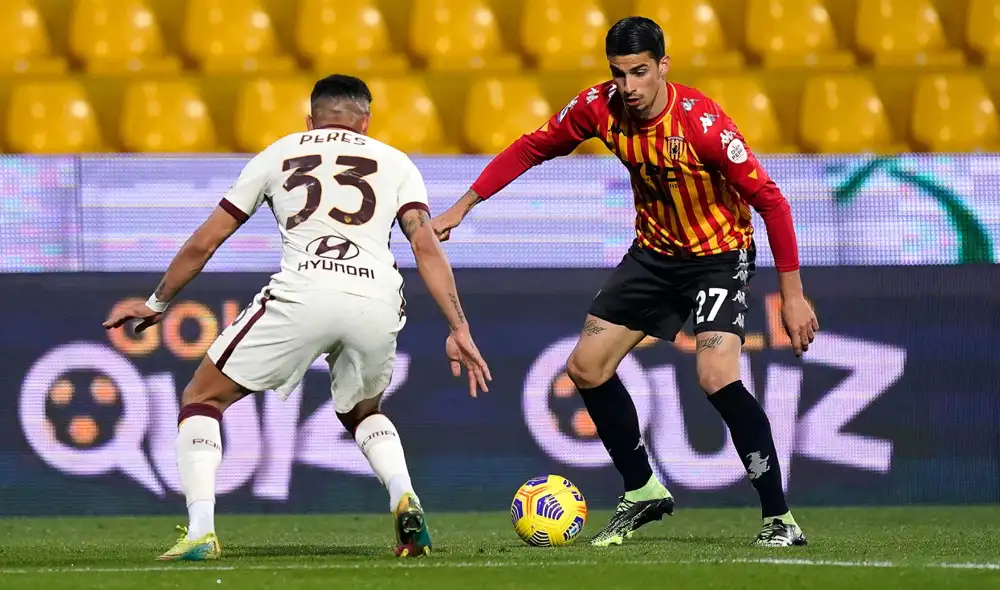 Benevente y Roma por la Serie A. Foto: AFP