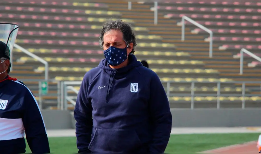Mario Salas solo consiguió dos triunfos de 14 partidos posibles con Alianza Lima. Foto: Liga 1