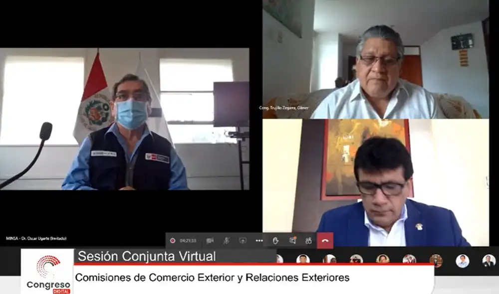 Sesión de Comisiones de Comercio Exterior y Relaciones Exteriores guardaron un minuto de silencio por fallecimiento de parlamentario. Foto: captura / Facebook Congreso