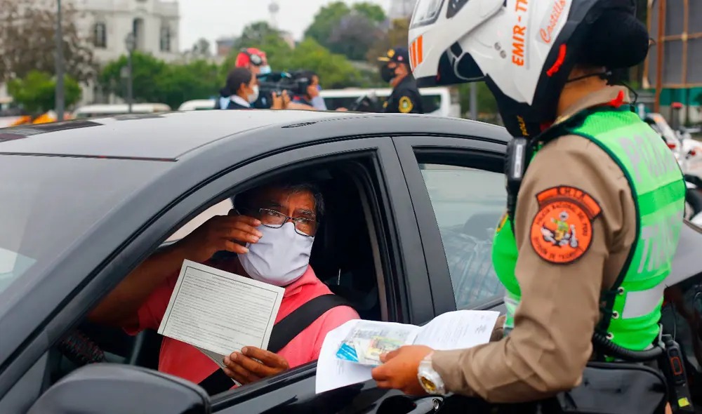 El pase laboral y vehicular tiene una duración máxima de siete días. Foto: Grupo La República
