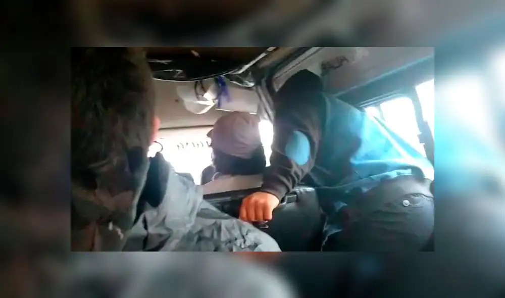 Pese al peligro que representa, choferes llevan protectores faciales para prestar a los pasajeros. Foto: La República