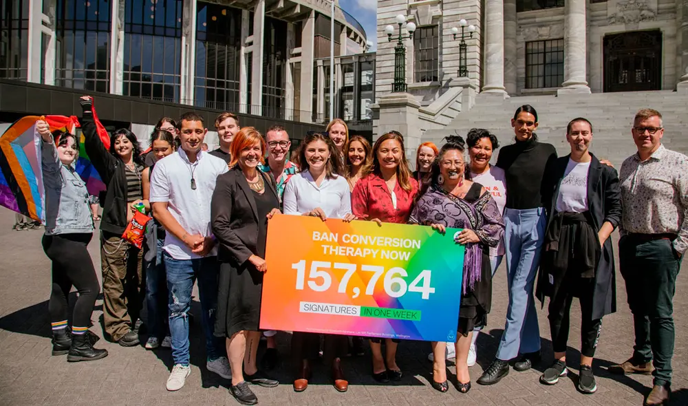 Kerekere presentó ante el Congreso su petición de prohibir urgentemente la terapia de conversión. Foto: Twitter Kerekere presentó ante el Congreso su petición de prohibir urgentemente la terapia de conversión. Foto: Twitter