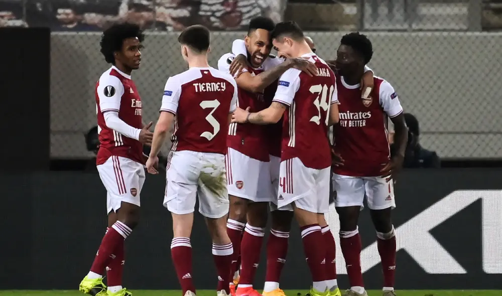 Aubameyang marcó el tercero para el Arsenal. Foto: AFP