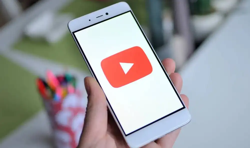 El algoritmo de YouTube recomienda videos de acuerdo con tu historial de reproducción. Foto: Trecebits