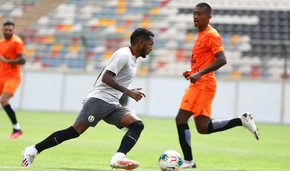 Universitario y Ayacucho FC juegan su primer amistoso del año. Foto: Universitario