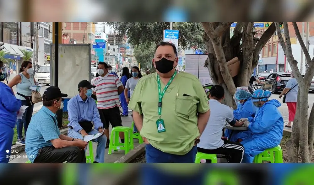 El secretario general del Sinamssop, Teodoro Quiñones, señaló que la gente no solo muere de COVID, sino también por otras enfermedades. Foto: Sinamssop