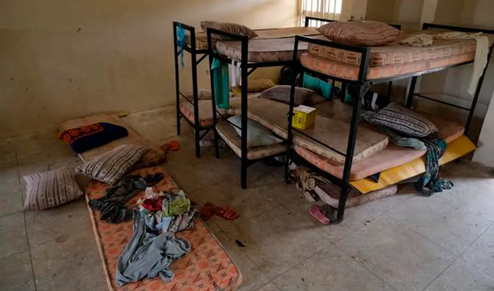 Las pertenencias de las estudiantes secuestradas se muestran en el dormitorio desierto de la escuela secundaria de niñas del Gobierno, en Jangebe, Zamfara. Foto: AFP Las pertenencias de las estudiantes secuestradas se muestran en el dormitorio desierto de la escuela secundaria de niñas del Gobierno, en Jangebe, Zamfara. Foto: AFP