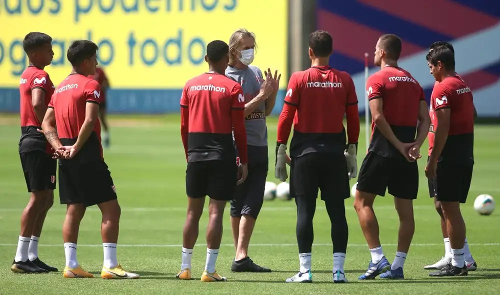 Ricardo Gareca tuvo una charla con los jugadores de la Liga 1. Foto: Prensa FPF Ricardo Gareca tuvo una charla con los jugadores de la Liga 1. Foto: Prensa FPF