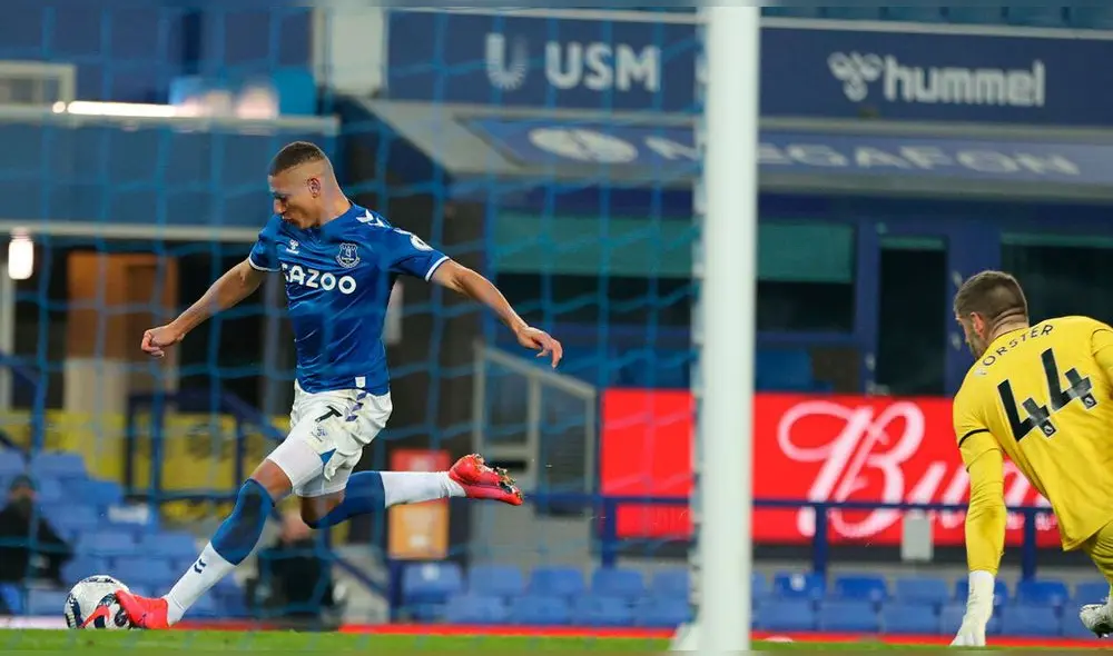 Richarlison adelantó al Everton. Foto: EFE