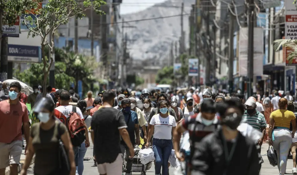 Actividades económicas se reanudad en el emporio comercial tras el anuncio del Gobierno. Foto: Aldair Mejía/La República Actividades económicas se reanudad en el emporio comercial tras el anuncio del Gobierno. Foto: Aldair Mejía/La República