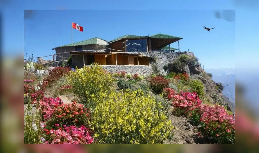 Hermosa vista de La Granja del Colca, establecimiento turístico para contemplar el vuelo majestuoso de los cóndores.