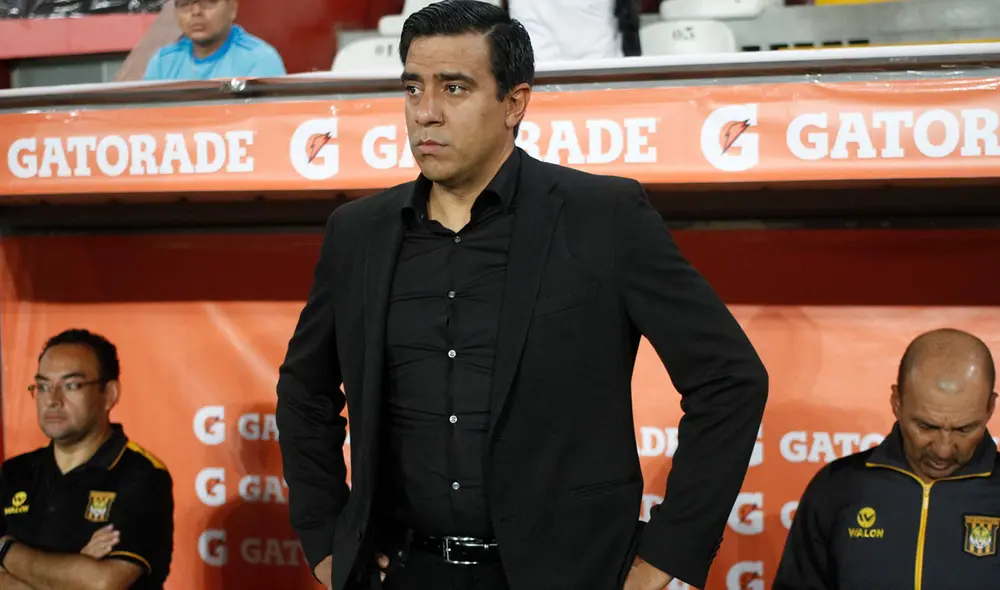 Entre clubes y selección, Farías lleva cinco años dirigiendo en Bolivia. Foto: GLR Entre clubes y selección, Farías lleva cinco años dirigiendo en Bolivia. Foto: GLR