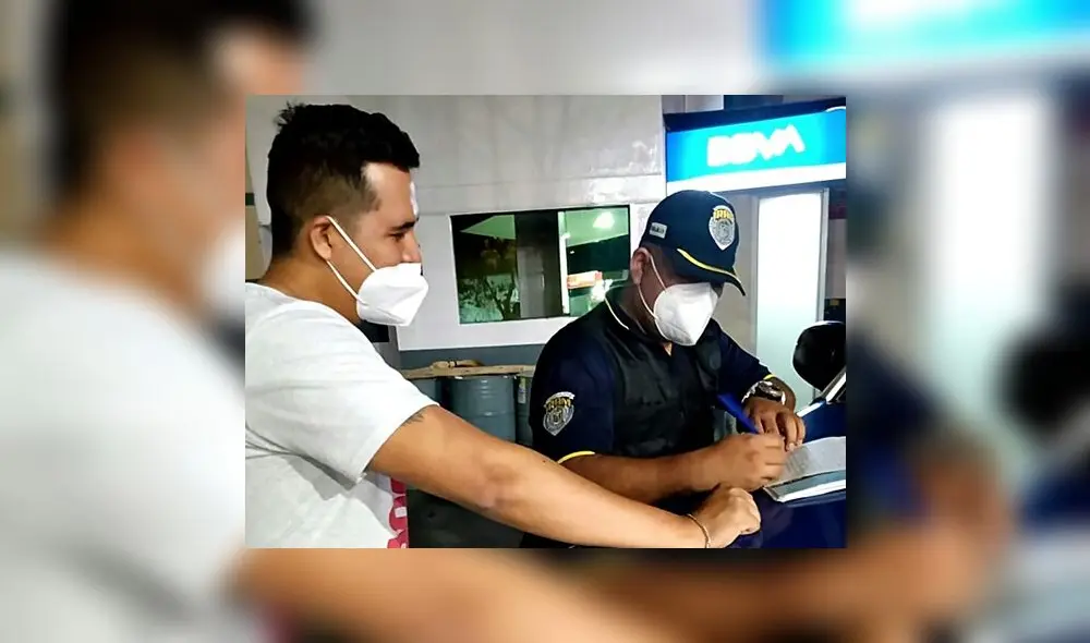 Pedro Lezama firmó acta de devolución de dinero olvidado. Foto: MPT Pedro Lezama firmó acta de devolución de dinero olvidado. Foto: MPT