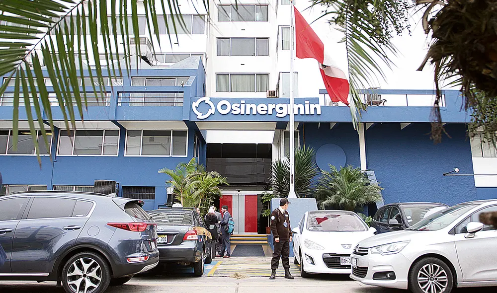 Mercado eléctrico. La estructura de costos fijos favorece a unas cuantas empresas y a determinados productores. Los usuarios por hogar pierden millones. Foto: Virgilio Grajeda / La República