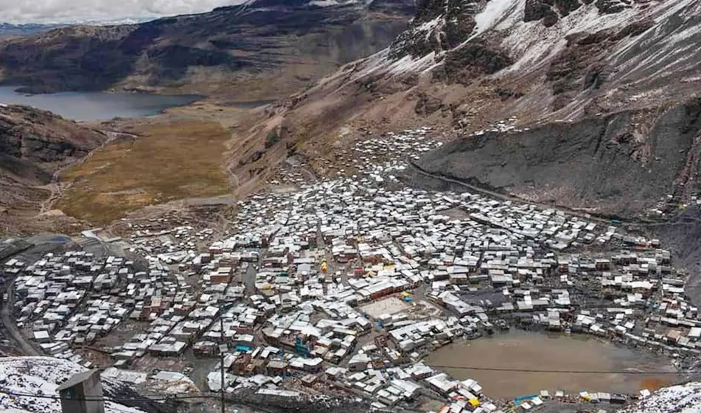 La Rinconada está ubicado a 5 300msnm, donde laboran más de 40 mil mineros. Foto: archivo La Rinconada está ubicado a 5 300msnm, donde laboran más de 40 mil mineros. Foto: archivo