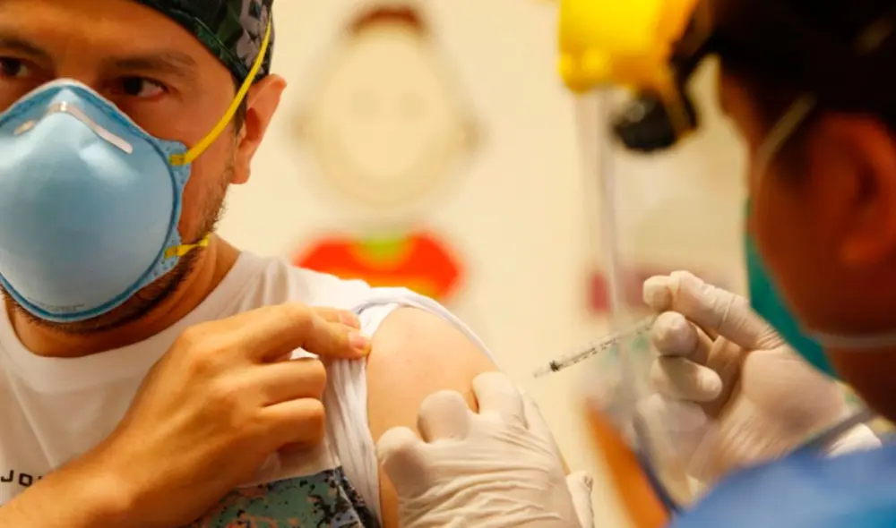 Hasta el momento solo se han usado vacunas de Sinopharm y en los próximos días empezará la inoculación de las dosis de Pfizer. Foto: La República