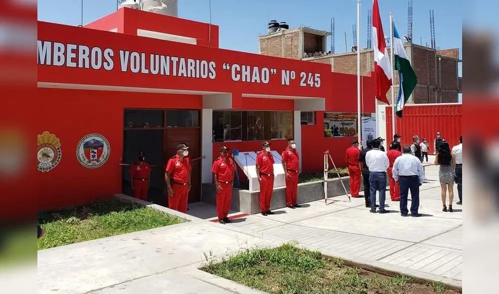 También se presentaron ambulancia y cisterna. Foto: Cortesía Mirtha Higa También se presentaron ambulancia y cisterna. Foto: Cortesía Mirtha Higa