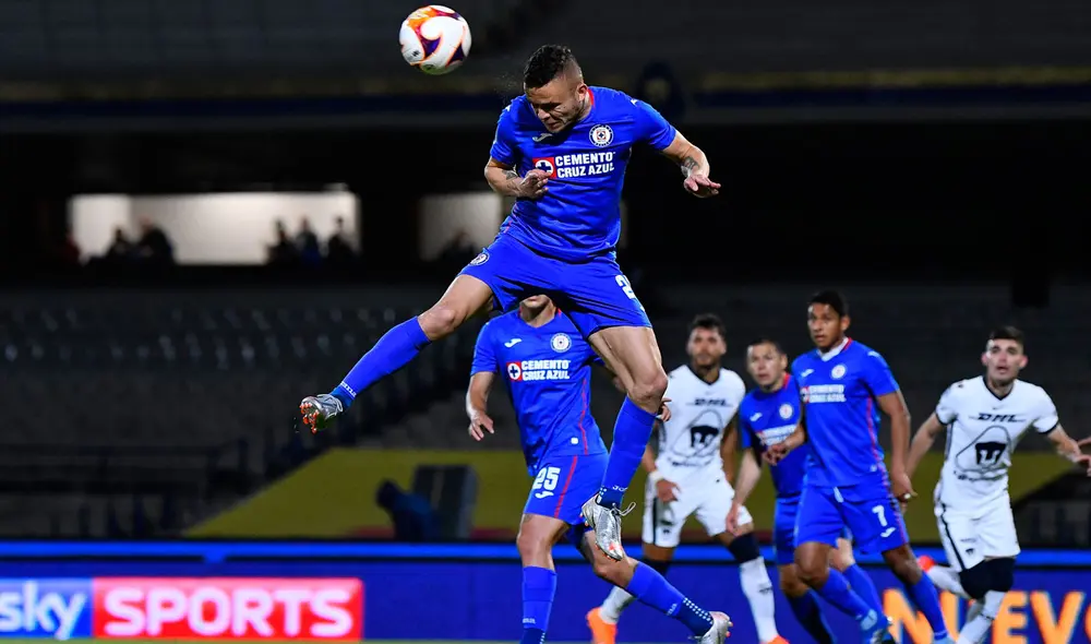 Cruz Azul venció 1-0 a Pumas y logró su octava victoria consecutiva en la Liga MX. Foto: Twitter / @CruzAzulCD Cruz Azul venció 1-0 a Pumas y logró su octava victoria consecutiva en la Liga MX. Foto: Twitter / @CruzAzulCD