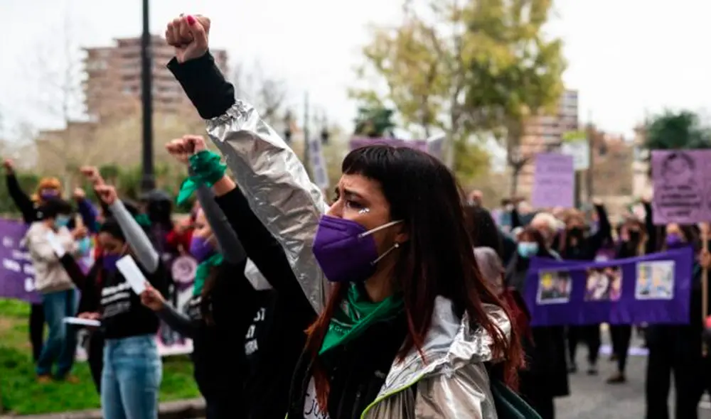 Desde 2003, cuando se empezó a llevar cuenta oficialmente de los feminicidios en España, 1.082 mujeres fueron asesinadas por sus parejas o exparejas, de ellas 45 en 2020 y cuatro en lo que va de año. Foto: AFP