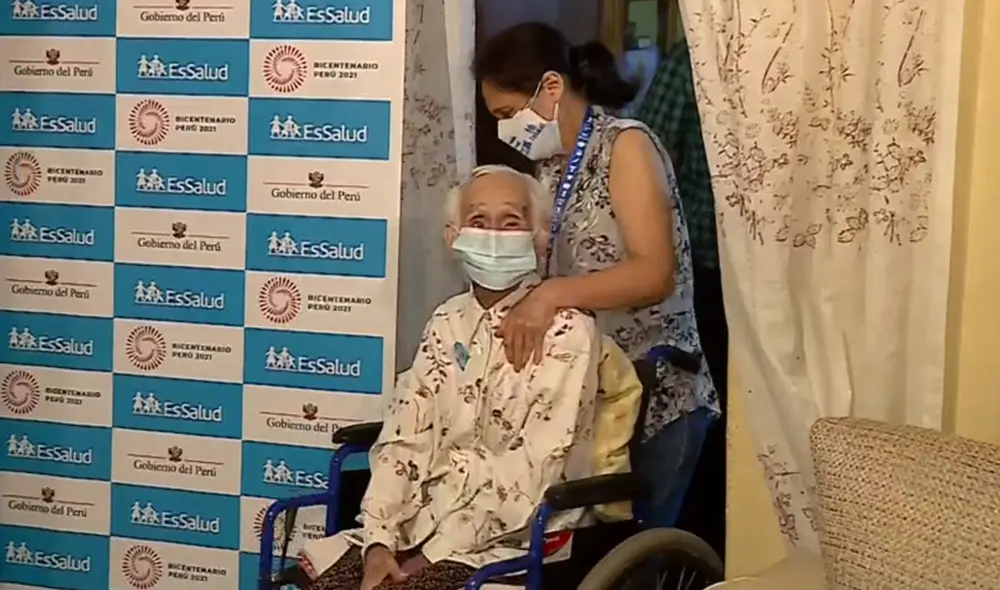 Familiares de mujer la acompañaron en todo momento y mostraron su felicidad. Foto: captura de Canal N