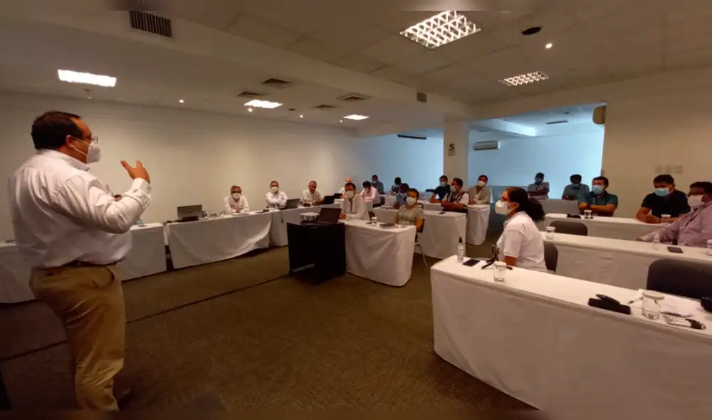 Ortega Polar señaló que se realizó la convocatoria de profesionales para oxigenar la administración a fin que hayan mejores resultados técnicos y administrativos. Foto: Difusión