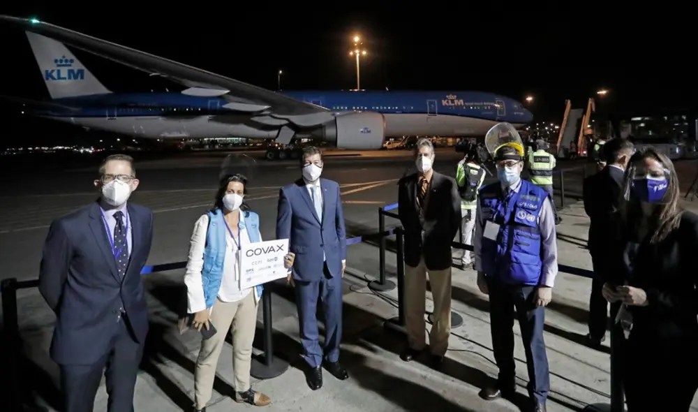 Lote será trasladado al almacén de Cenares y luego distribuida en establecimientos de salud. Foto: PCM Lote será trasladado al almacén de Cenares y luego distribuida en establecimientos de salud. Foto: PCM