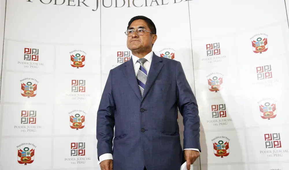 El dato. Al concluir el trámite de reescucha de los audios, se espera obtener mayor información y pruebas para consolidar la extradición del exjuez supremo César Hinostroza. Foto: Jorge Cerdán / La República El dato. Al concluir el trámite de reescucha de los audios, se espera obtener mayor información y pruebas para consolidar la extradición del exjuez supremo César Hinostroza. Foto: Jorge Cerdán / La República