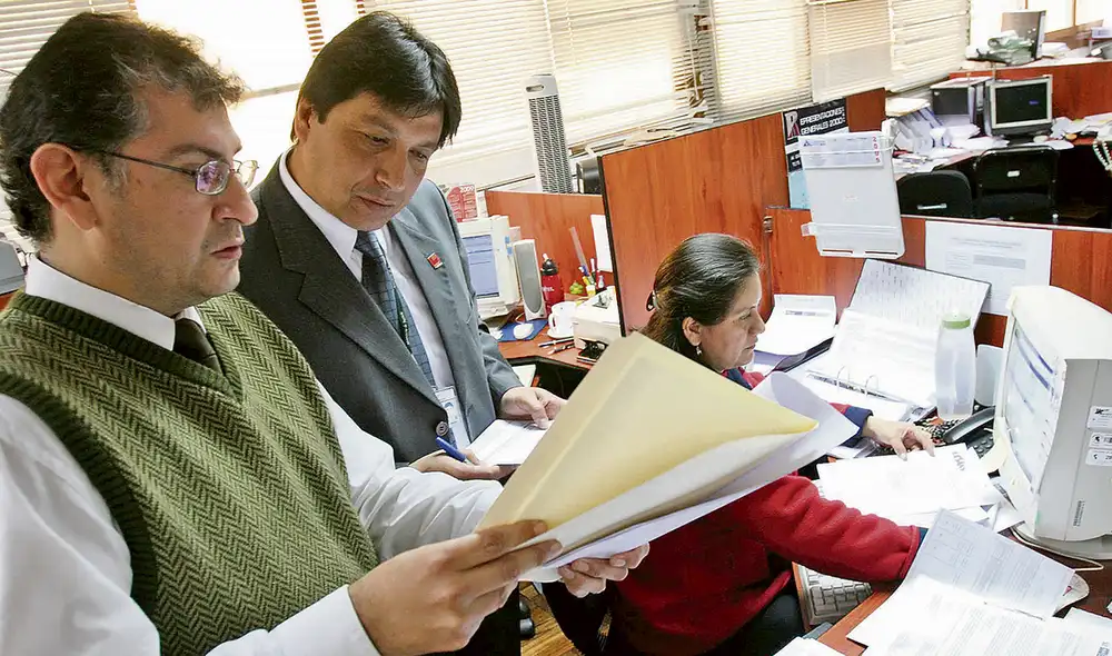 Paso. El 2014 empezó el tránsito al régimen del servicio civil. Foto: difusión Paso. El 2014 empezó el tránsito al régimen del servicio civil. Foto: difusión