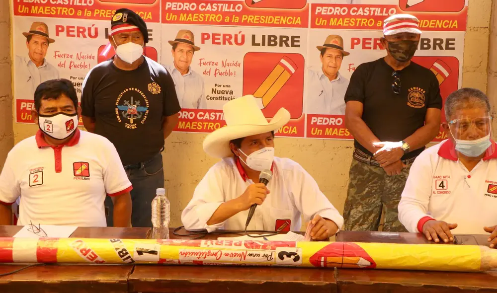 Pedro Castillo hizo una serie de propuestas a sus simpatizantes. Foto: La República Pedro Castillo hizo una serie de propuestas a sus simpatizantes. Foto: La República
