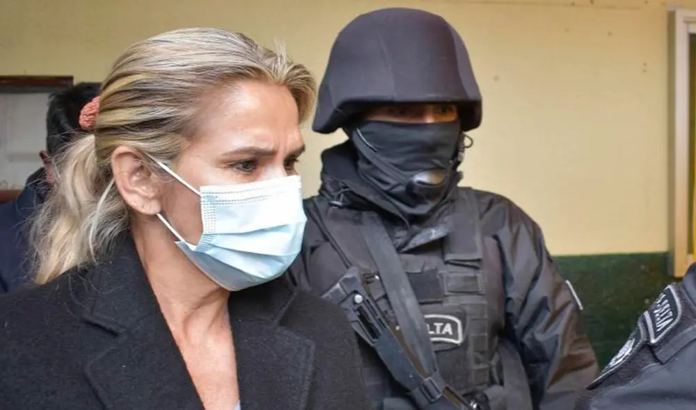 El Ministerio de Justicia pidió “una condena de 30 años” contra Áñez por las matanzas registradas en Senkata, Sacaba, Montero y la Zona Sur de La Paz durante su gestión (2019-2020). Foto: EFE El Ministerio de Justicia pidió “una condena de 30 años” contra Áñez por las matanzas registradas en Senkata, Sacaba, Montero y la Zona Sur de La Paz durante su gestión (2019-2020). Foto: EFE