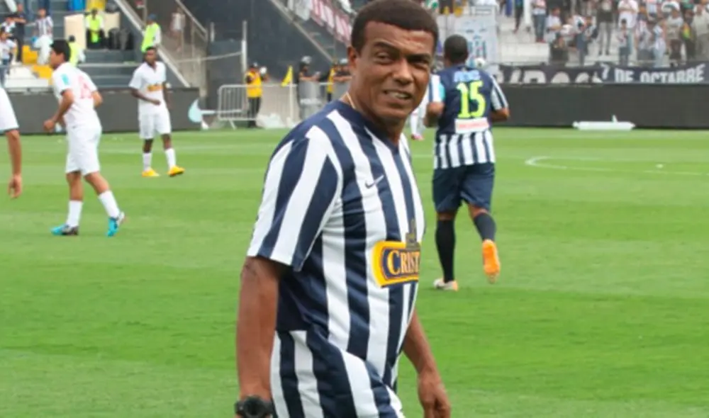 Teófilo Cubillas ganó dos títulos nacionales con Alianza Lima. Foto: GLR