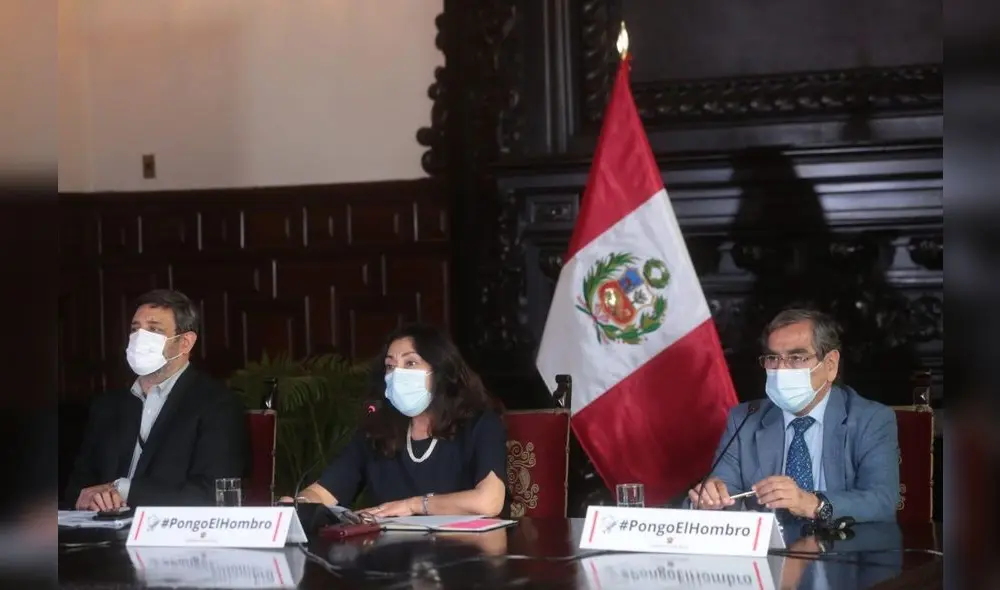 Los tres ministros dieron una conferencia de prensa la tarde de este miércoles. Foto: PCM Los tres ministros dieron una conferencia de prensa la tarde de este miércoles. Foto: PCM