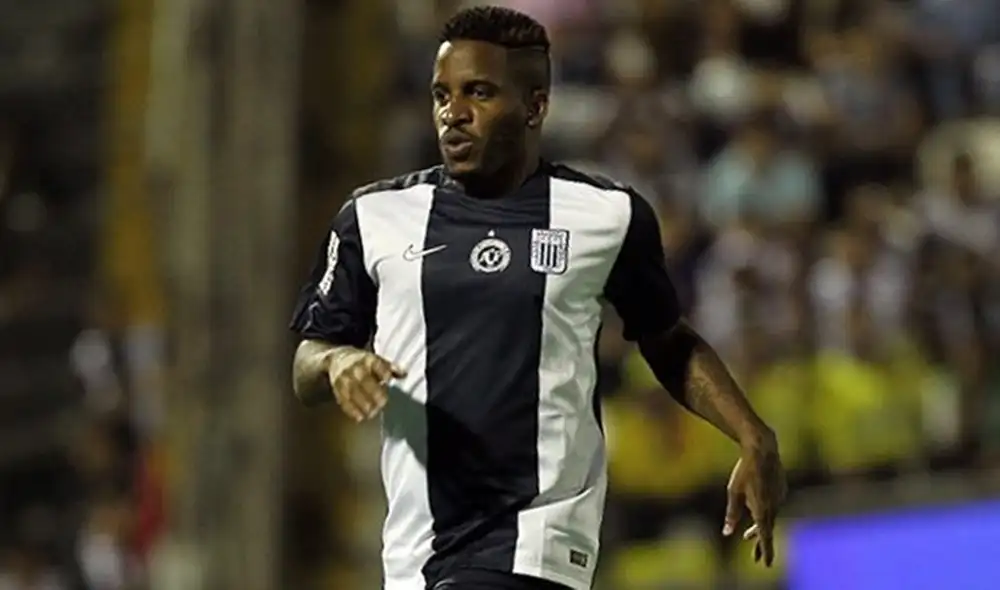 Jefferson Farfán debutó profesionalmente en Alianza Lima. Foto: Alianza Lima Jefferson Farfán debutó profesionalmente en Alianza Lima. Foto: Alianza Lima