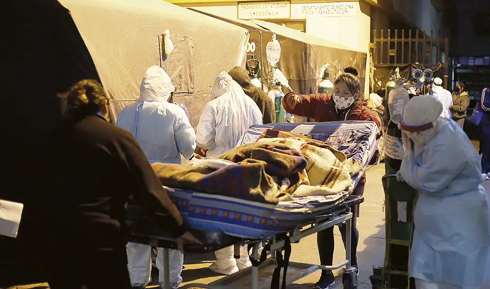 En crisis. Los hospitales en las regiones siguen colapsados. Foto: Oswaldo Charca/La República