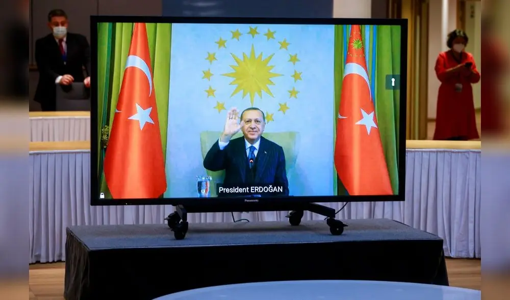 “Las declaraciones de Biden sobre Putin no corresponden a un jefe de Estado, no son aceptables”, dijo Erdogan. Foto: AFP