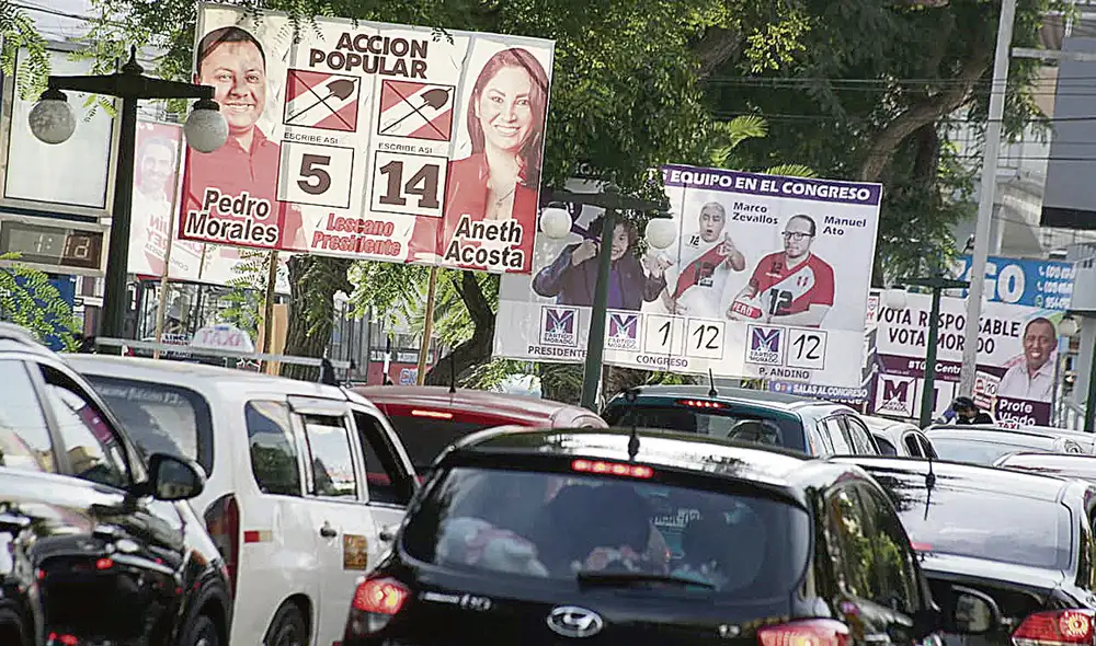 Ofertas. Aspirantes a gobernar el Perú se juegan sus últimas cartas hacia el 11 de abril. Foto: John Reyes/ La República Ofertas. Aspirantes a gobernar el Perú se juegan sus últimas cartas hacia el 11 de abril. Foto: John Reyes/ La República