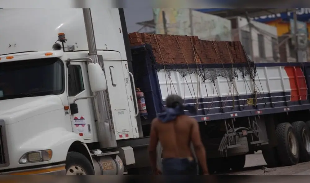 Acuerdos con MTC solo beneficiarían a transportistas de carga pesada. Foto: Rodrigo Talavera / La República.