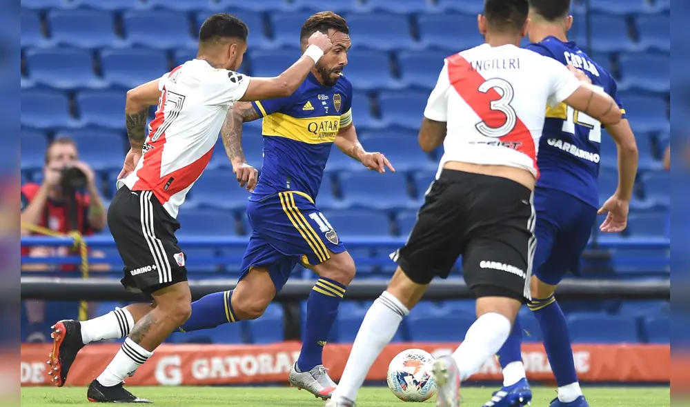 Boca y River se enfrentan en una nueva edición del Superclásico argentino. Foto: EFE