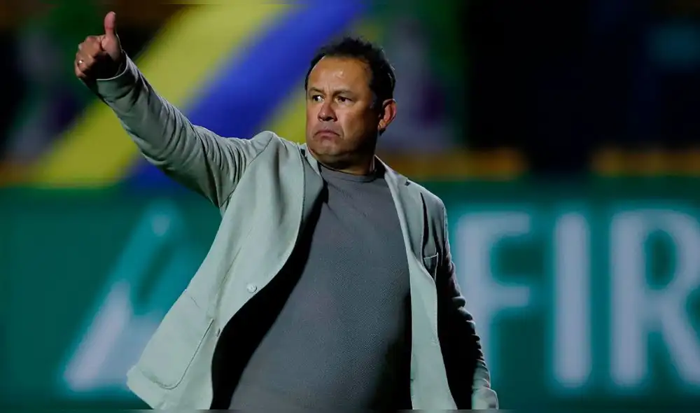 Juan Reynoso es punto del Torneo Guard1anes 2021 con Cruz Azul. Foto: Alfredo Lopez/JAM MEDIA