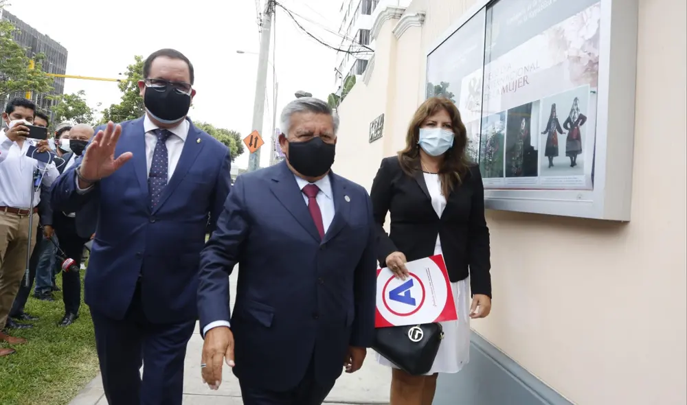 Iberico reiteró que propuestas como el bono COVID-19 y la compra de deuda reactivarán la economía nacional. Foto: La República