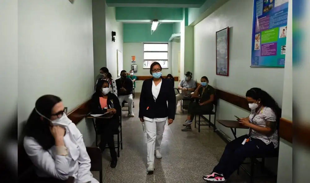 Sin detallar el porcentaje, Maduro señaló que, debido a ello, “va aumentando la ocupación de las camas hospitalarias” en Venezuela. Sin detallar el porcentaje, Maduro señaló que, debido a ello, “va aumentando la ocupación de las camas hospitalarias” en Venezuela.