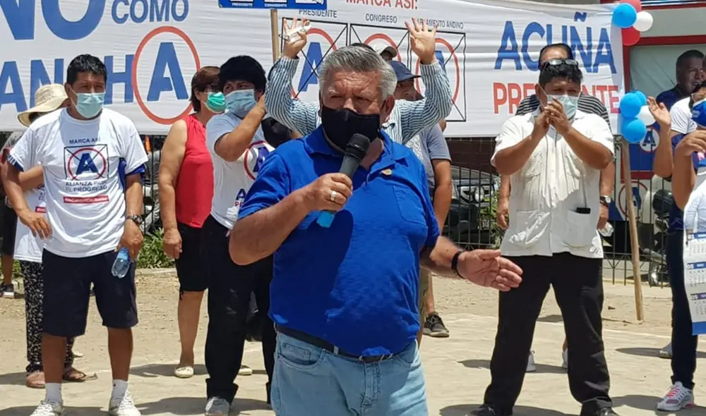 César Acuña criticó a los cinco candidatos que participaron en un debate presidencial el último domingo. Foto: Deysi Portuguez/ URPI-GLR